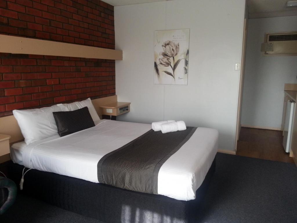 Big Valley Lakeside Paradise Motor Inn Shepparton Oda fotoğraf